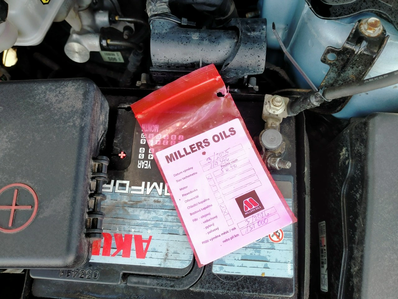 Hyundai Elantra - Zdjęcie 26