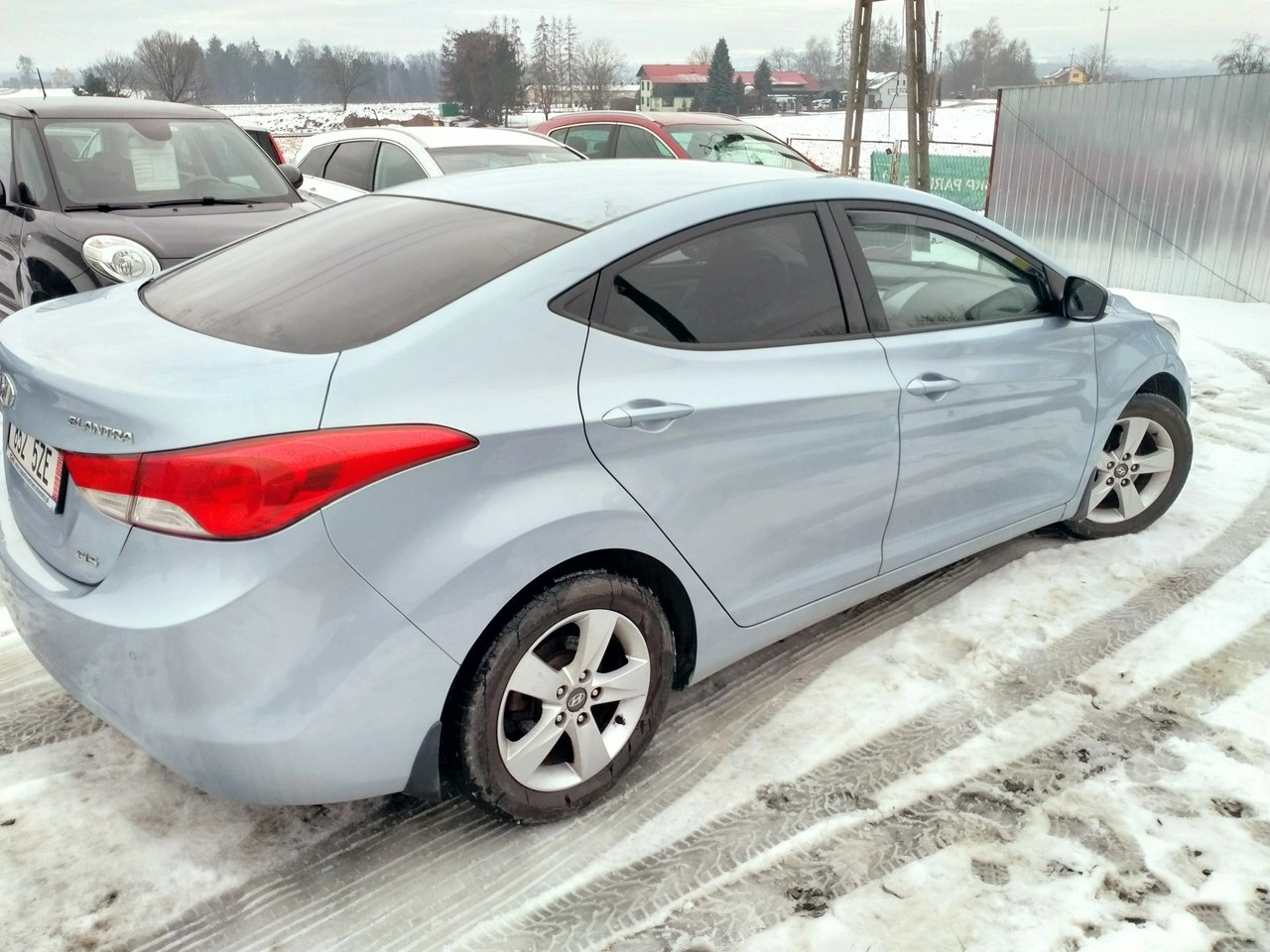 Hyundai Elantra - Zdjęcie 6