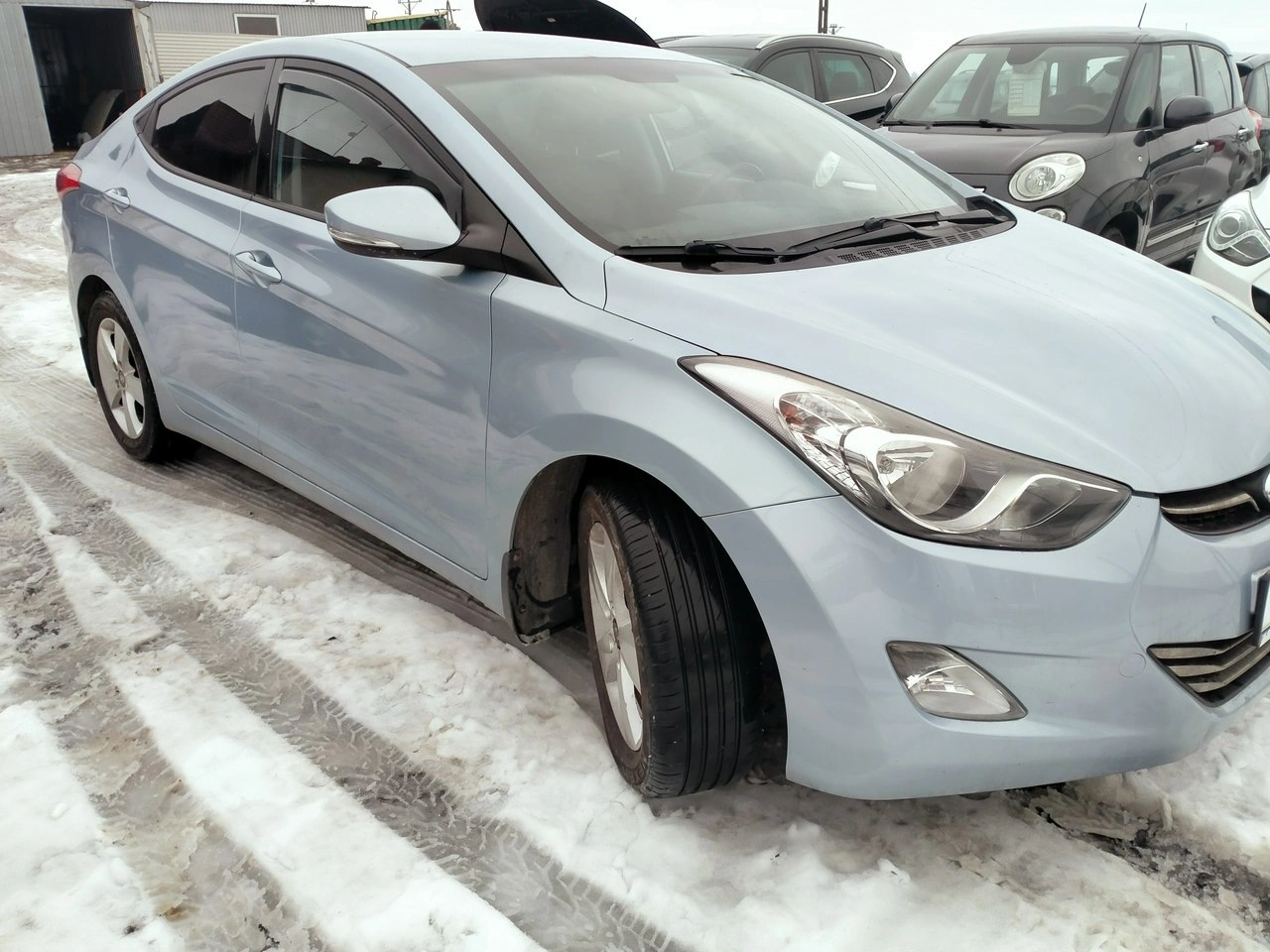 Hyundai Elantra - Zdjęcie 7