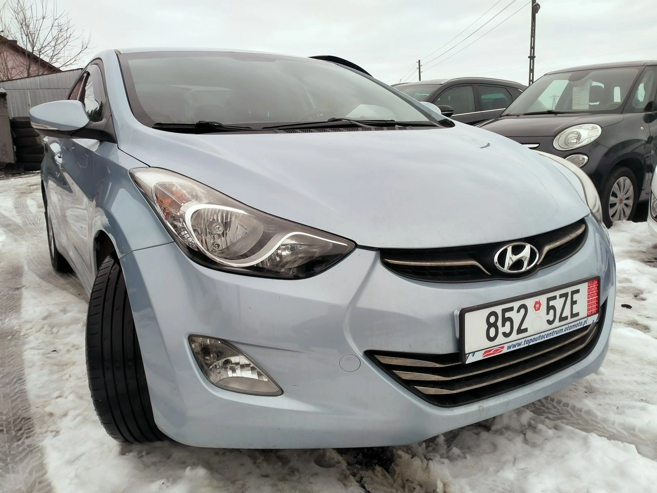 Hyundai Elantra - Zdjęcie 8