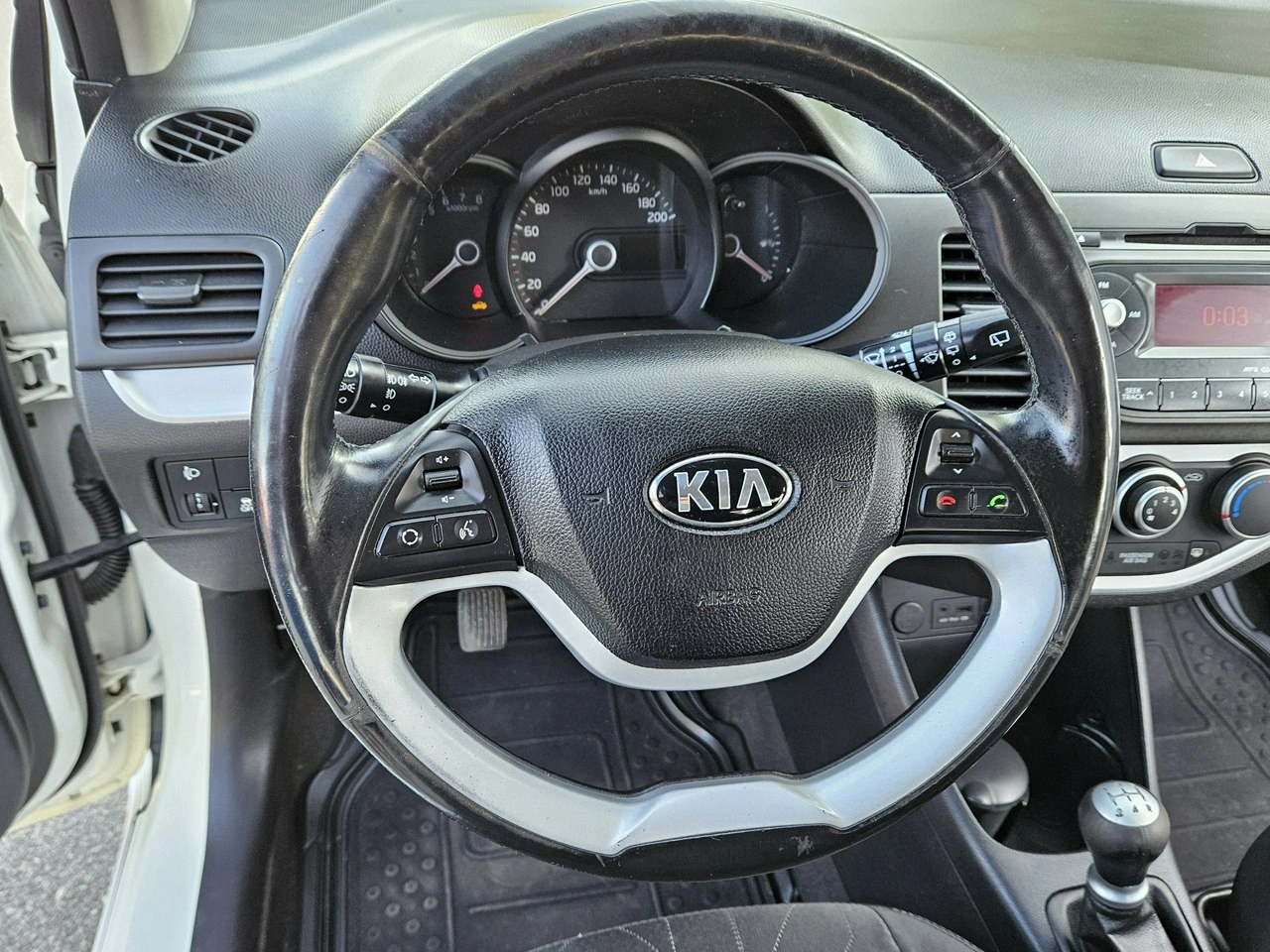 Kia Picanto - Zdjęcie 15