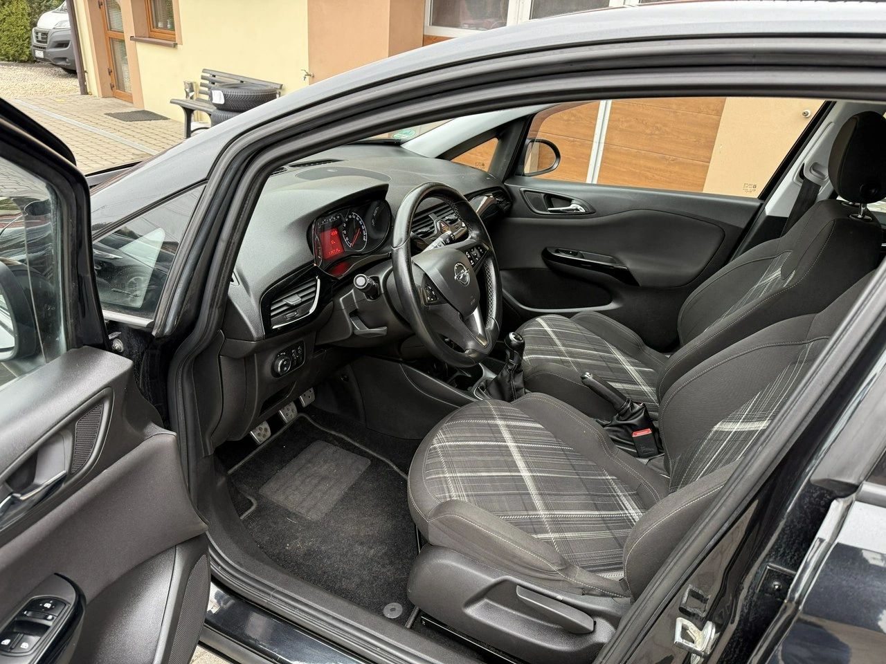 Opel Corsa - Zdjęcie 18