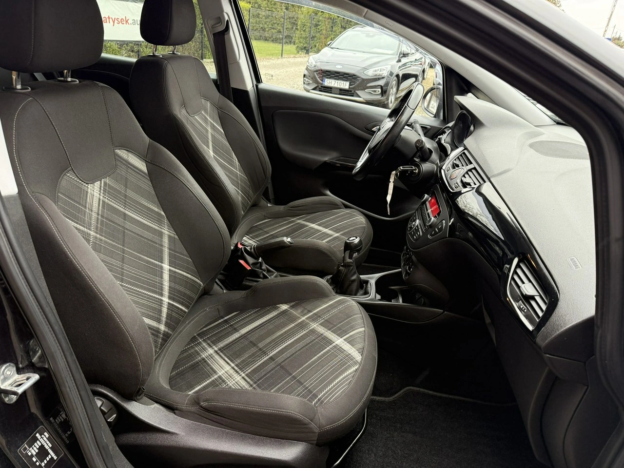 Opel Corsa - Zdjęcie 19