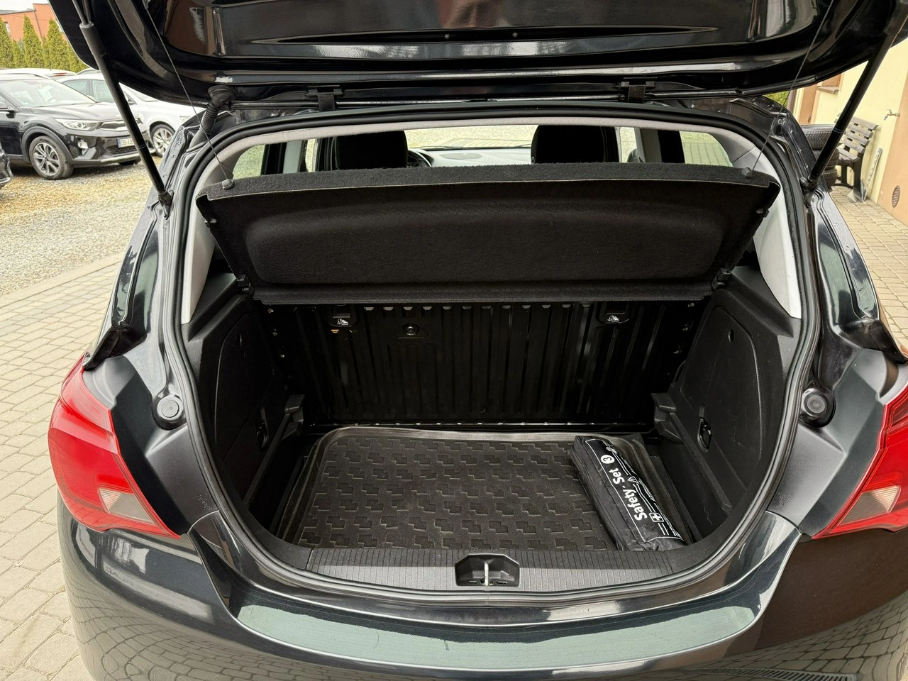 Opel Corsa - Zdjęcie 23