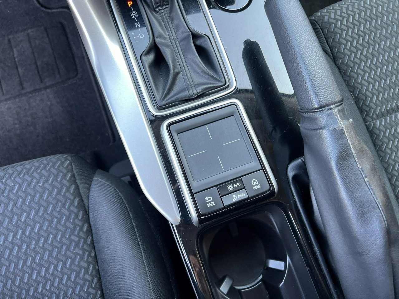 Mitsubishi Eclipse Cross - Zdjęcie 18