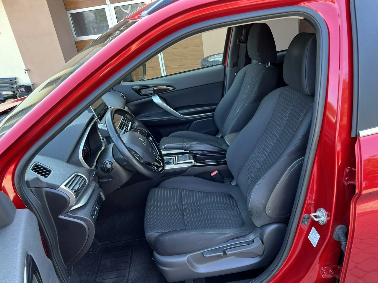 Mitsubishi Eclipse Cross - Zdjęcie 20