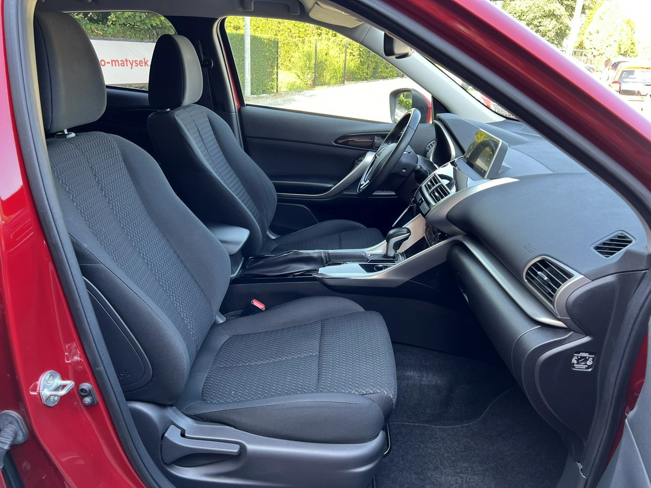 Mitsubishi Eclipse Cross - Zdjęcie 22