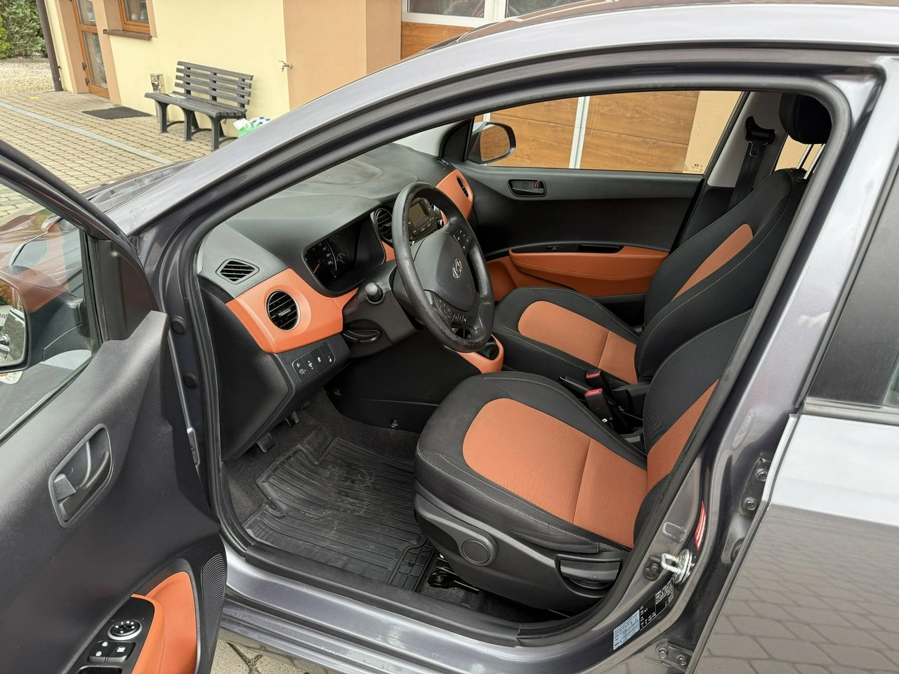 Hyundai i10 - Zdjęcie 22