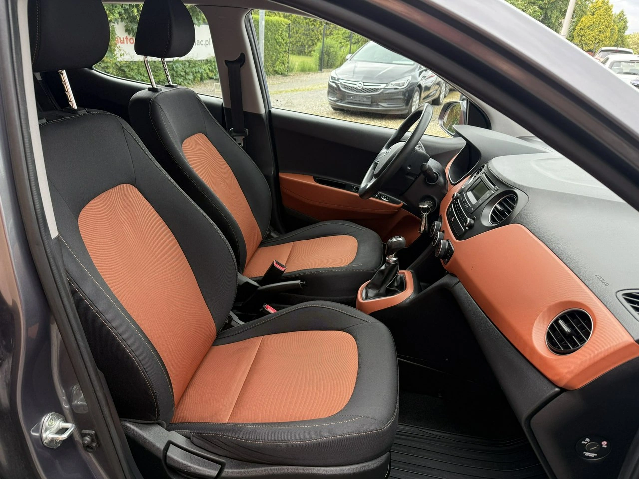 Hyundai i10 - Zdjęcie 23