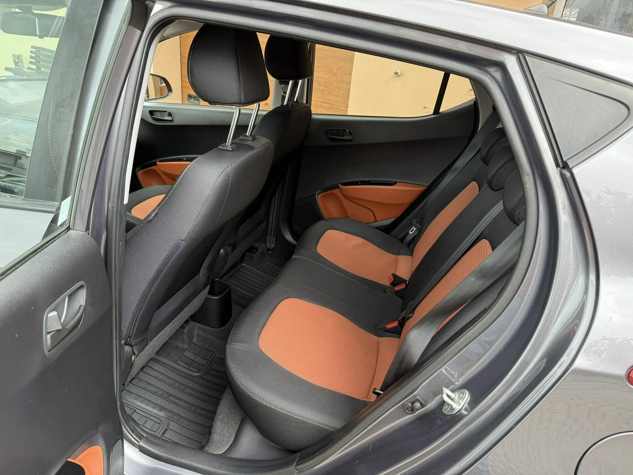 Hyundai i10 - Zdjęcie 25