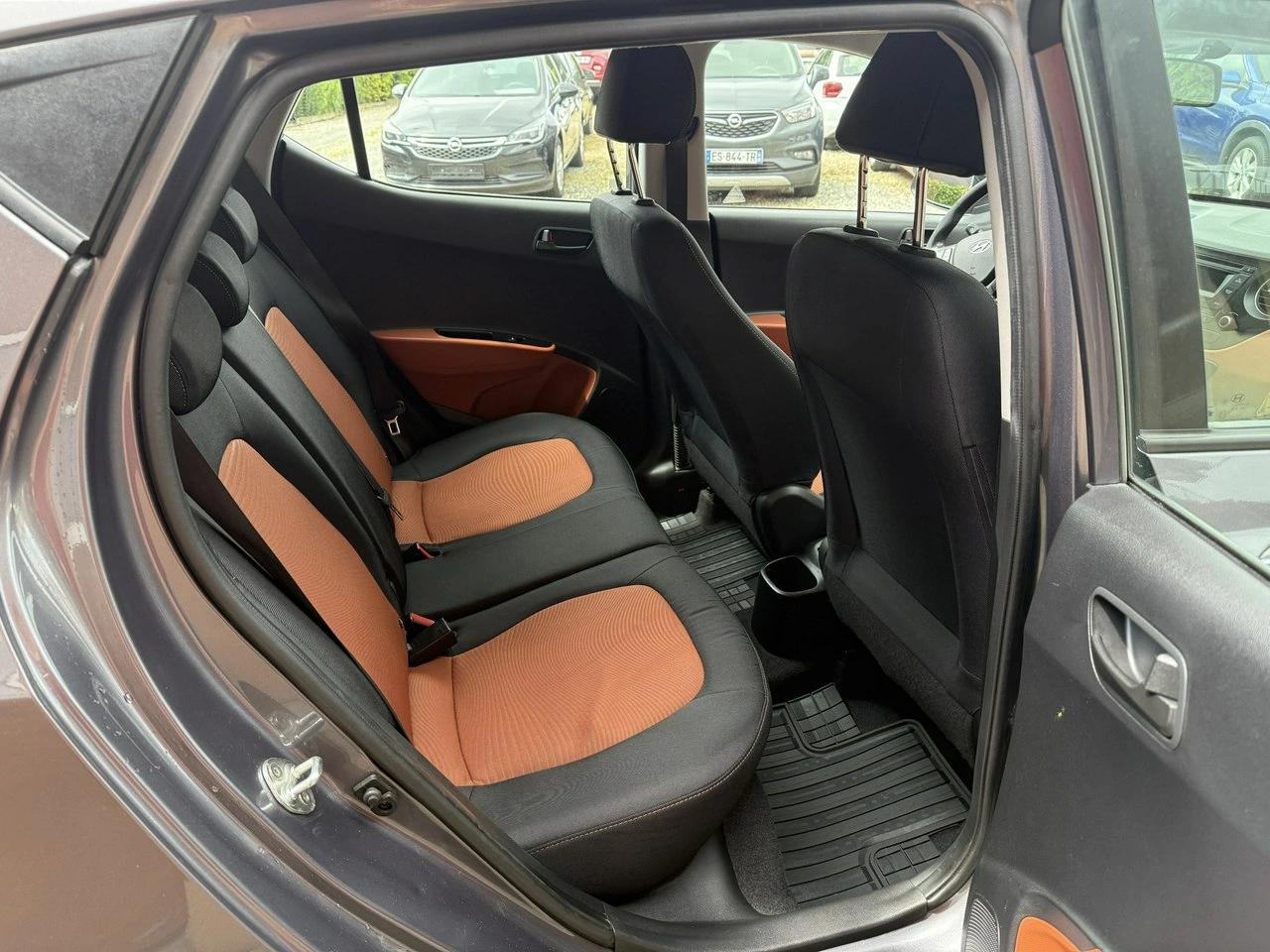 Hyundai i10 - Zdjęcie 26