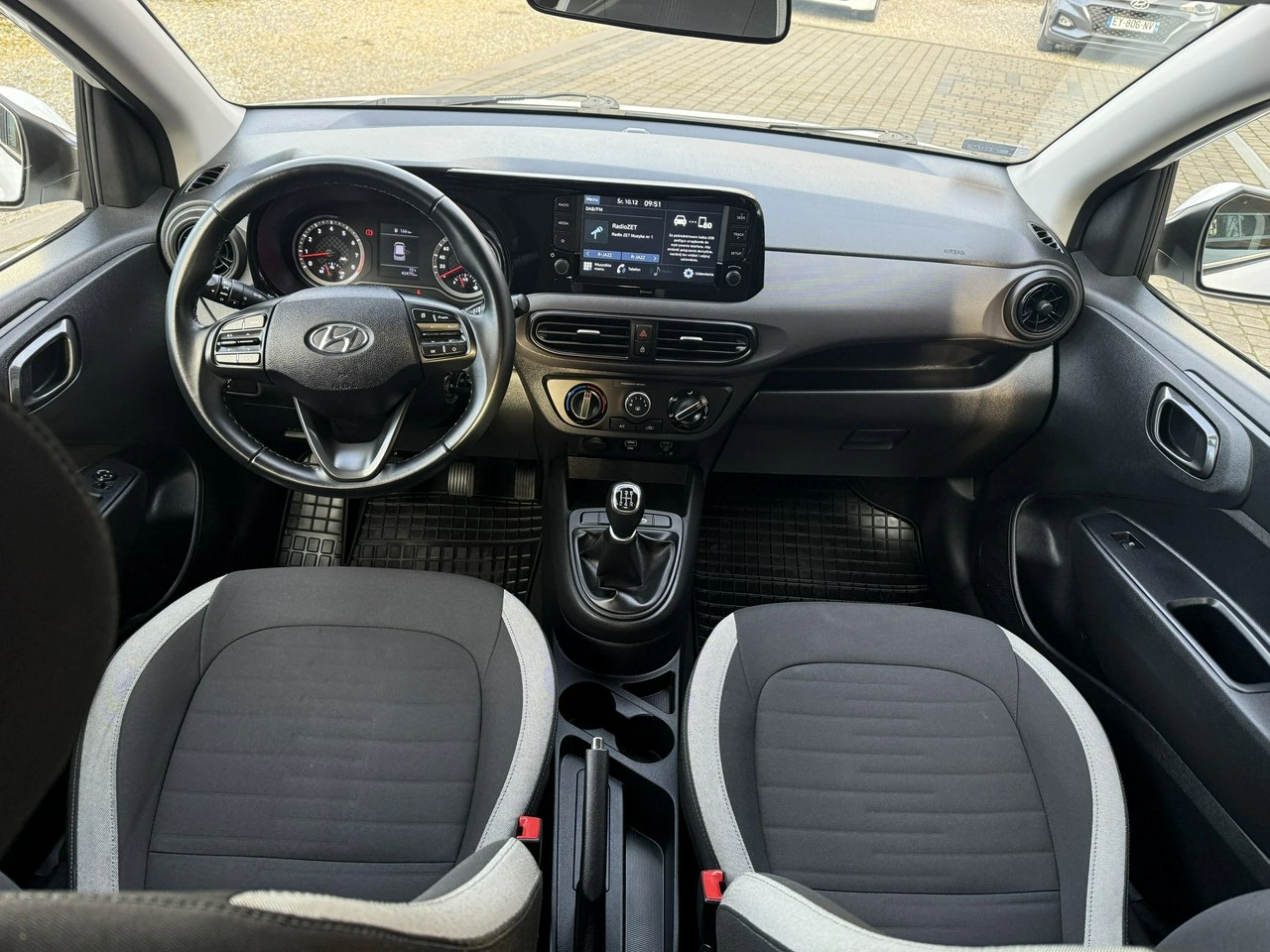 Hyundai i10 - Zdjęcie 13