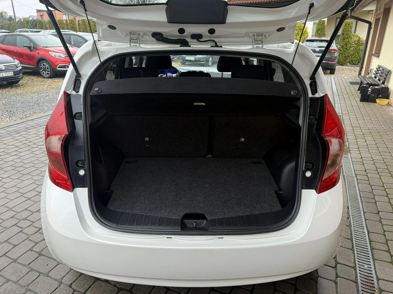 Nissan Note - Zdjęcie 24