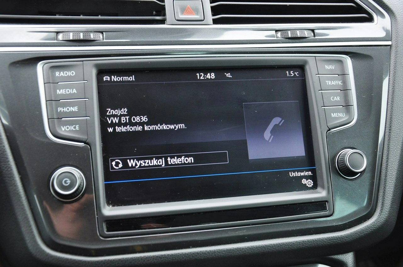 Volkswagen Tiguan - Zdjęcie 18