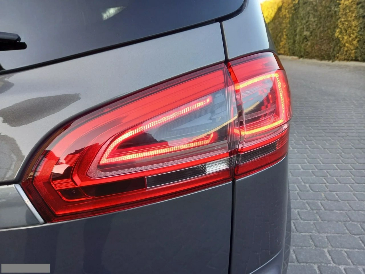 Ford S-Max - Zdjęcie 11