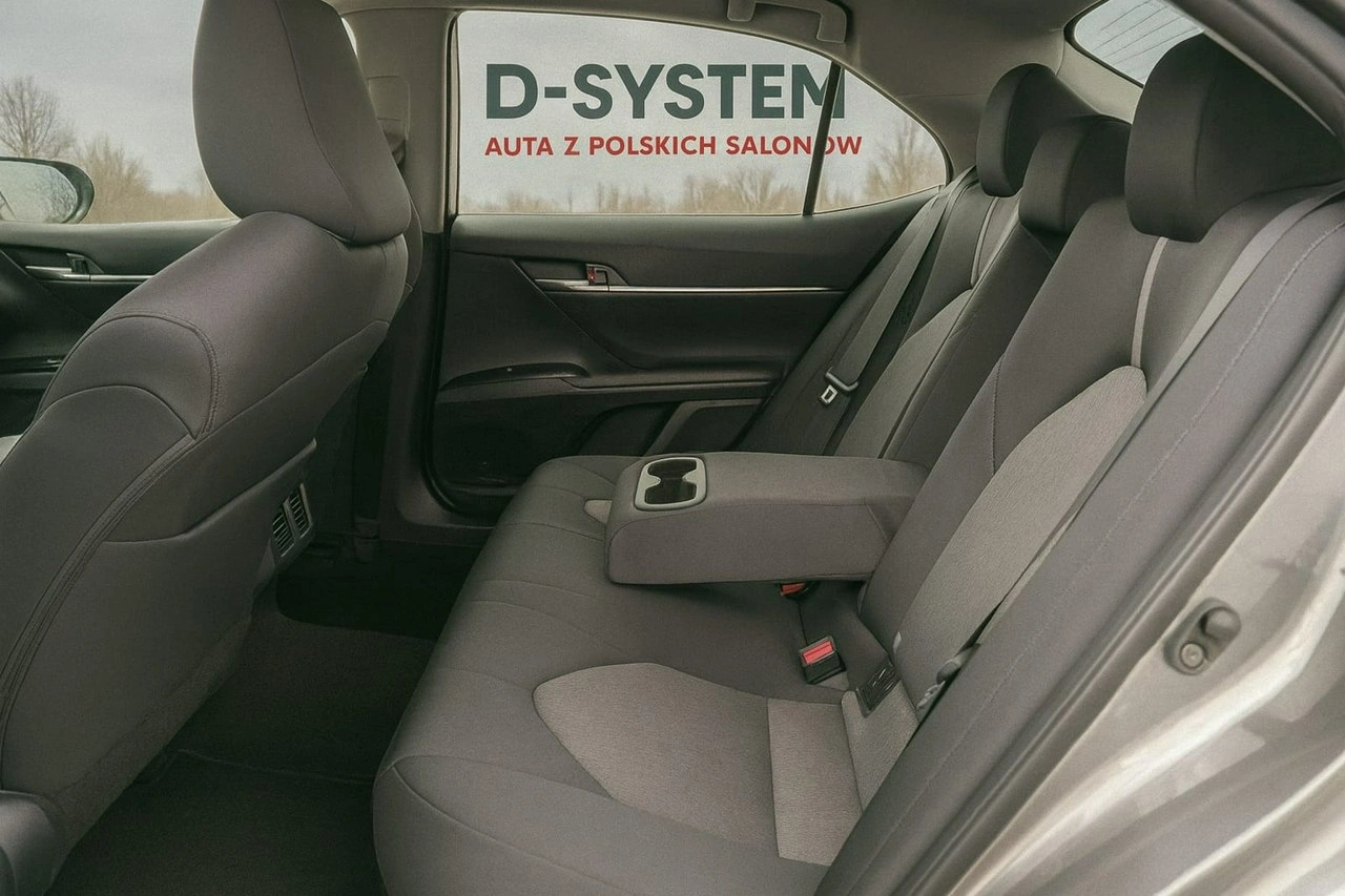 Toyota Camry - Zdjęcie 6