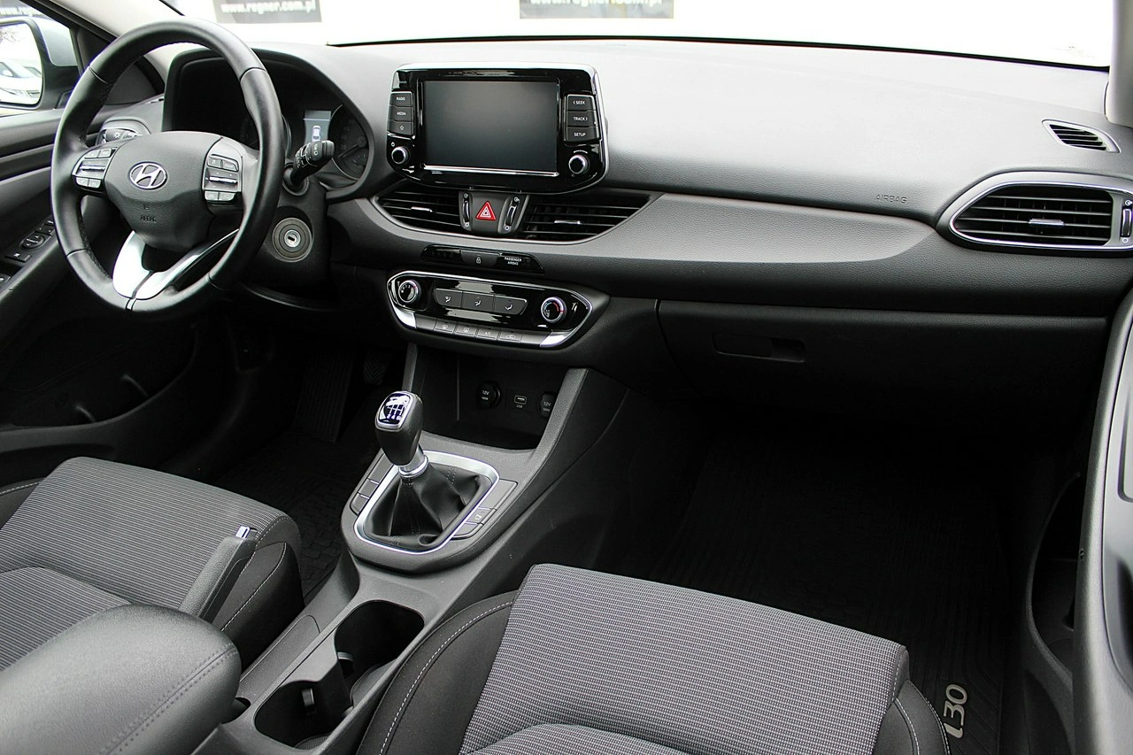 Hyundai i30 - Zdjęcie 21