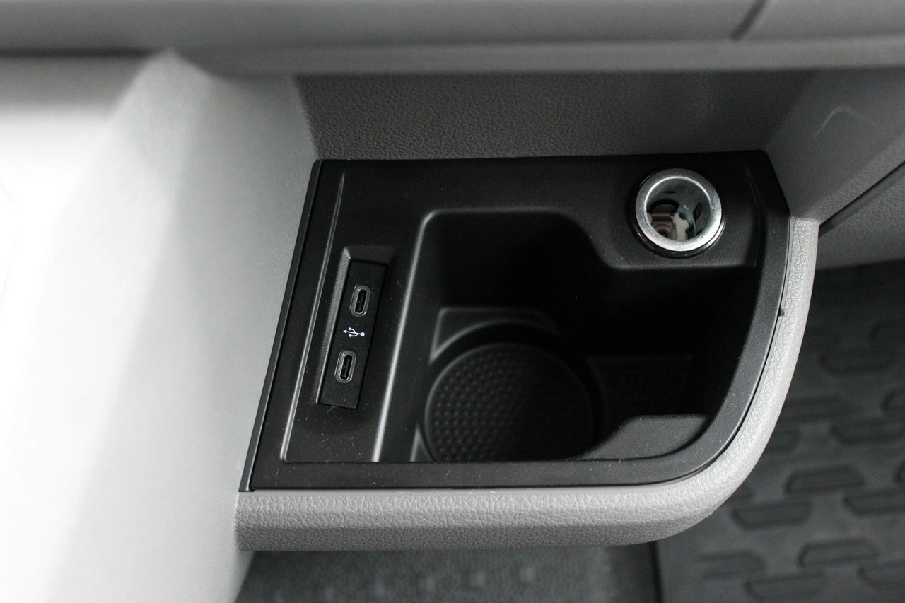 Volkswagen Transporter - Zdjęcie 23