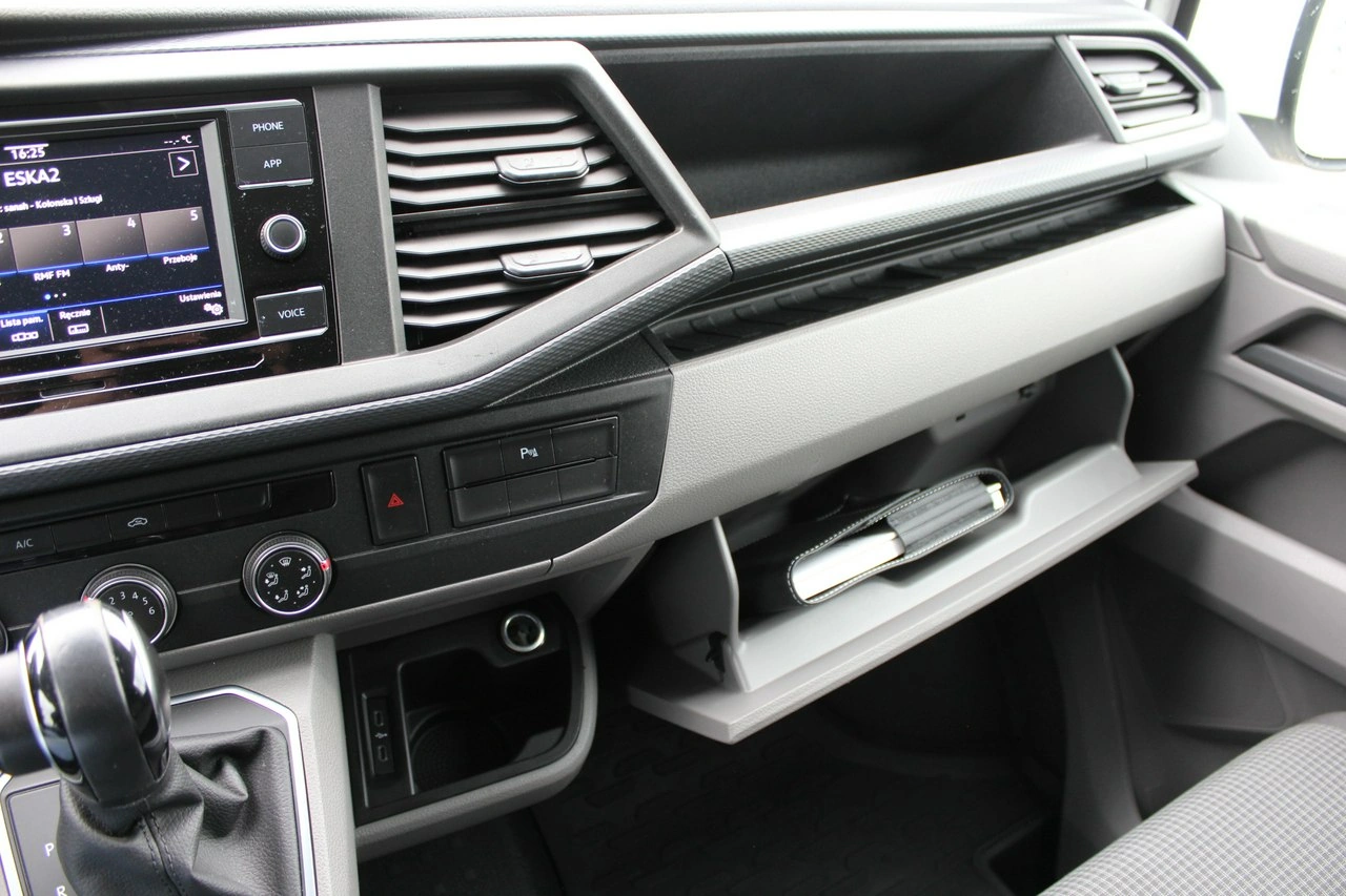 Volkswagen Transporter - Zdjęcie 25