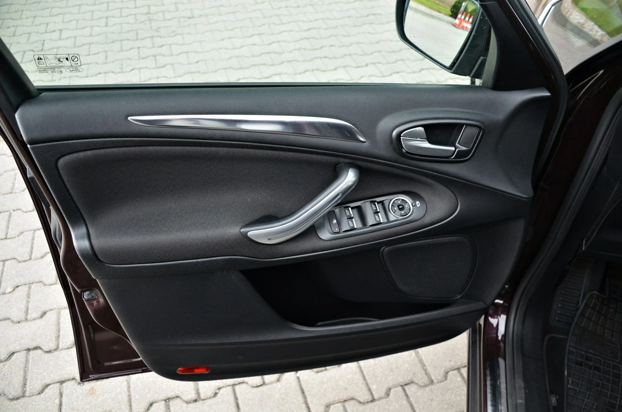 Ford S-Max - Zdjęcie 13