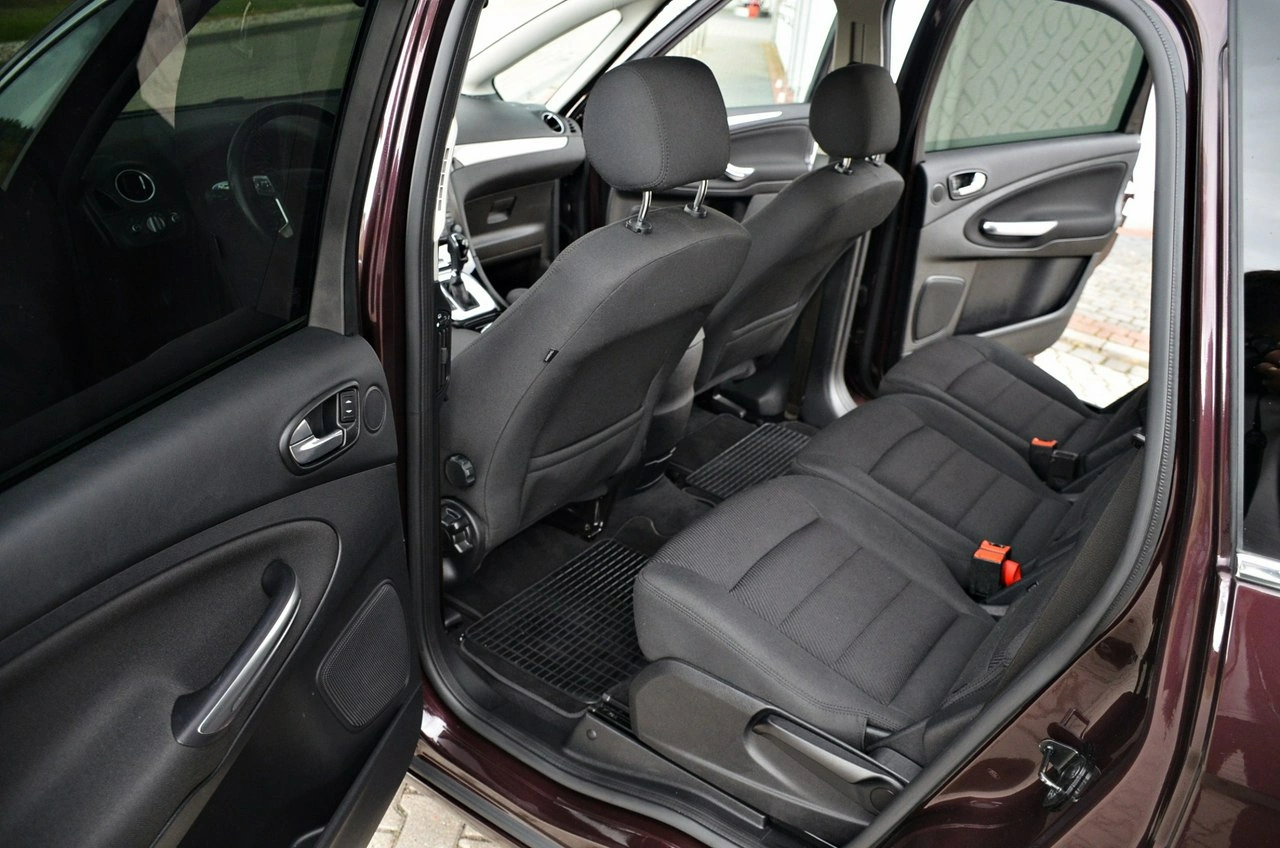 Ford S-Max - Zdjęcie 15