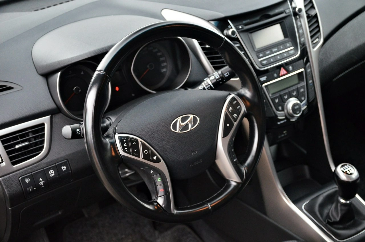 Hyundai i30 - Zdjęcie 10