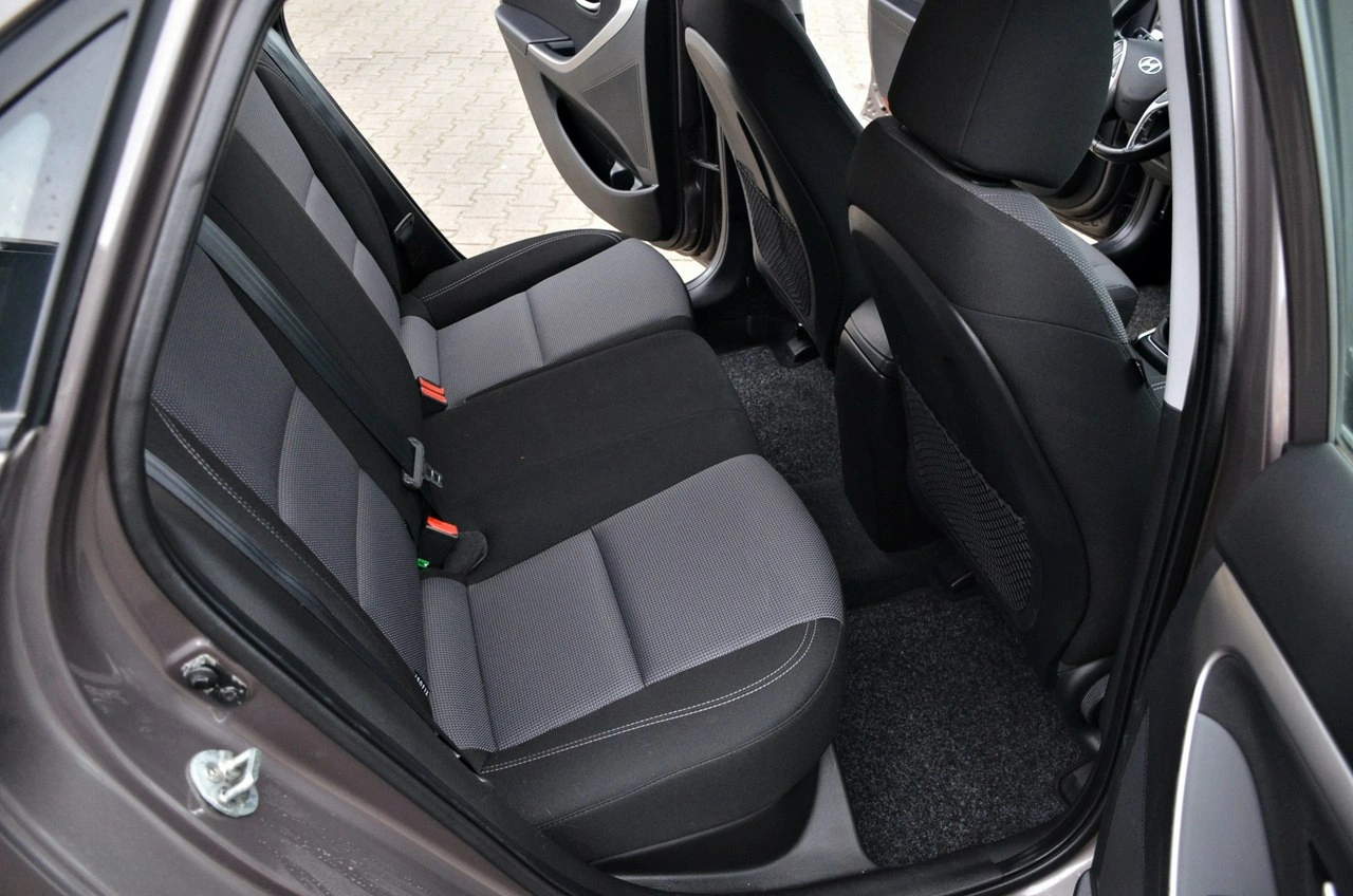 Hyundai i30 - Zdjęcie 14