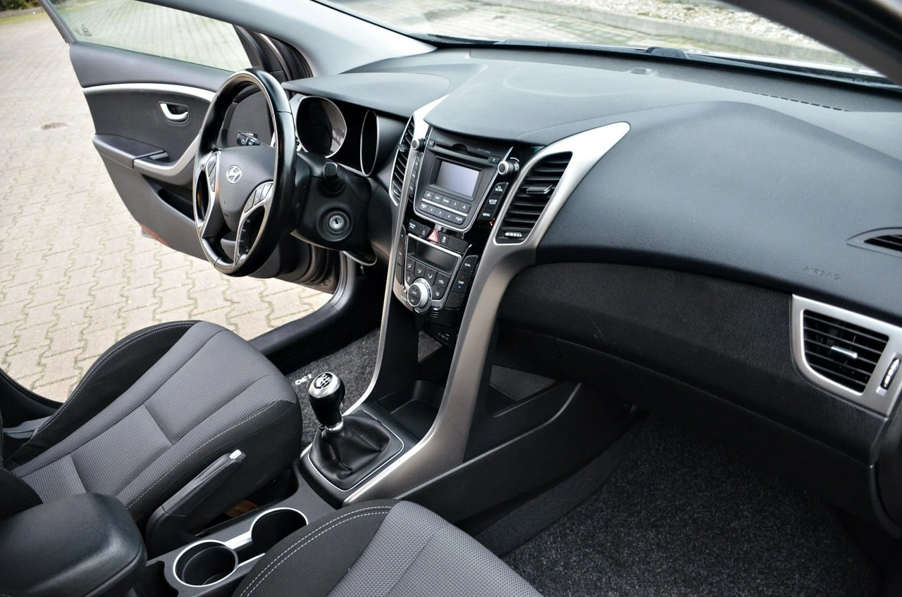 Hyundai i30 - Zdjęcie 19