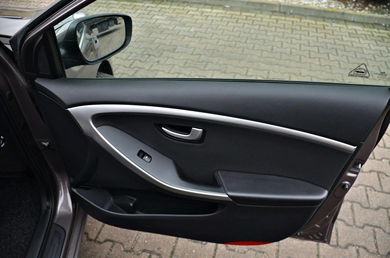 Hyundai i30 - Zdjęcie 20