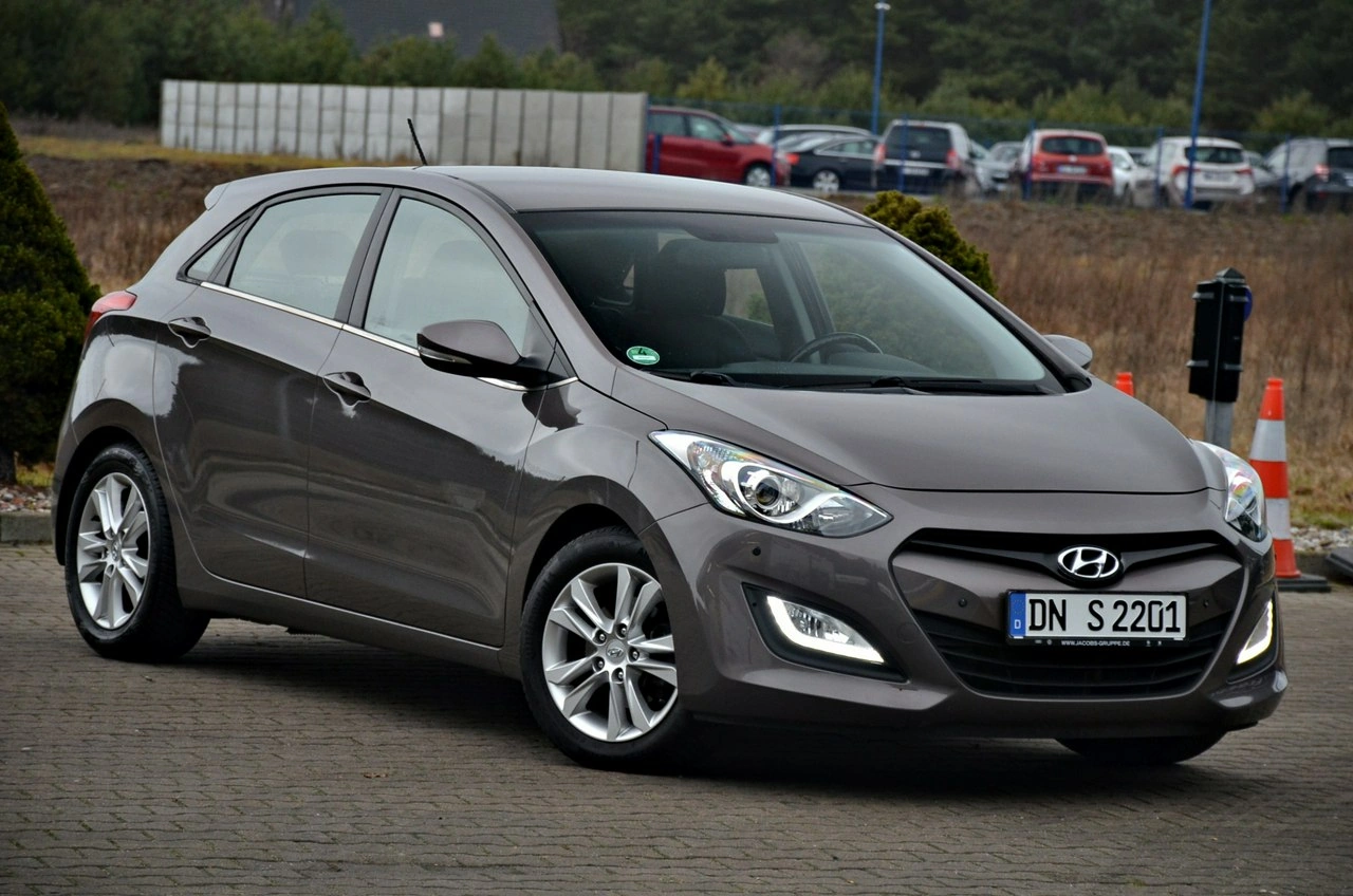 Hyundai i30 - Zdjęcie 2
