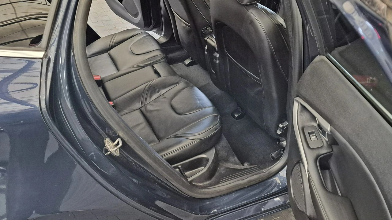 Volvo V40 - Zdjęcie 9