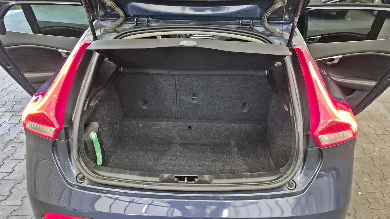 Volvo V40 - Zdjęcie 10