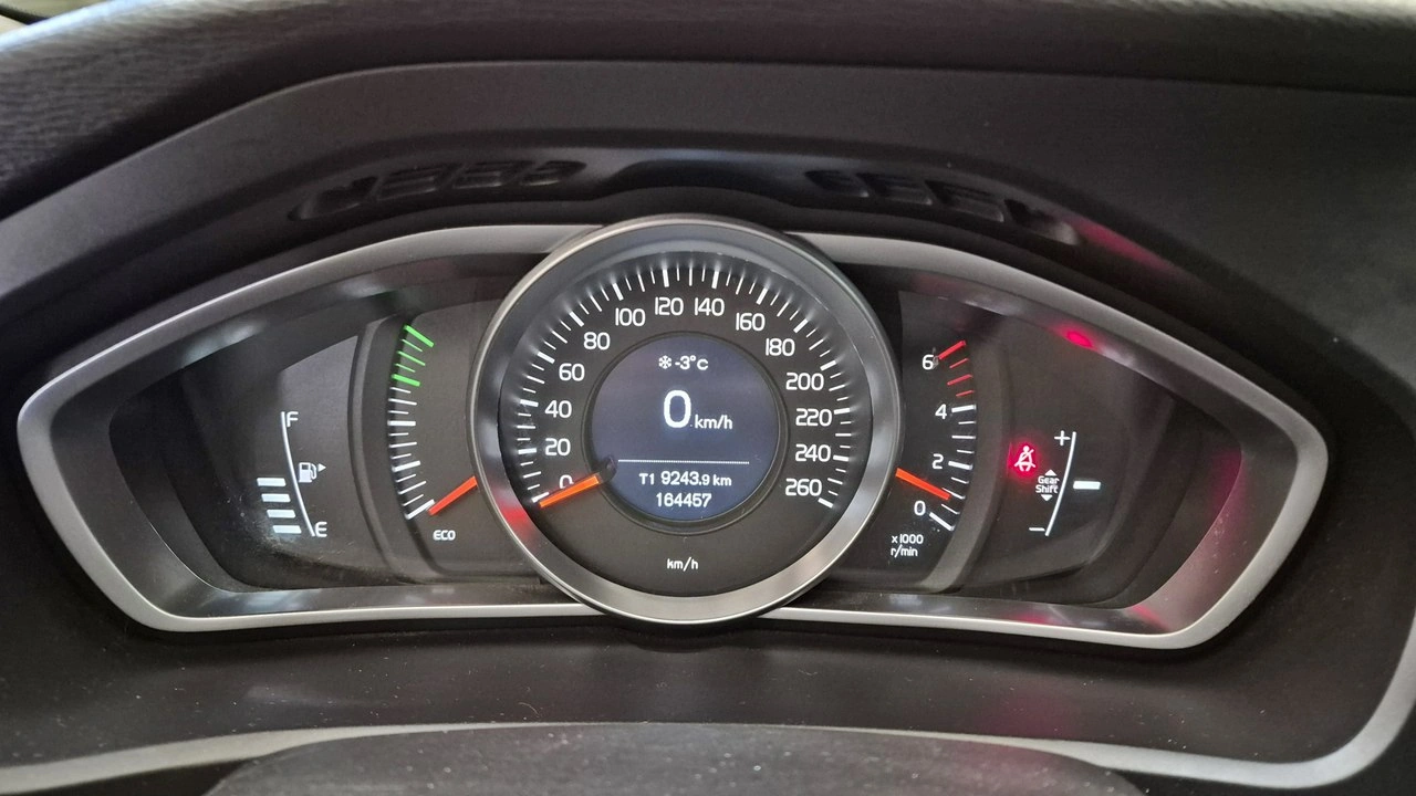 Volvo V40 - Zdjęcie 15