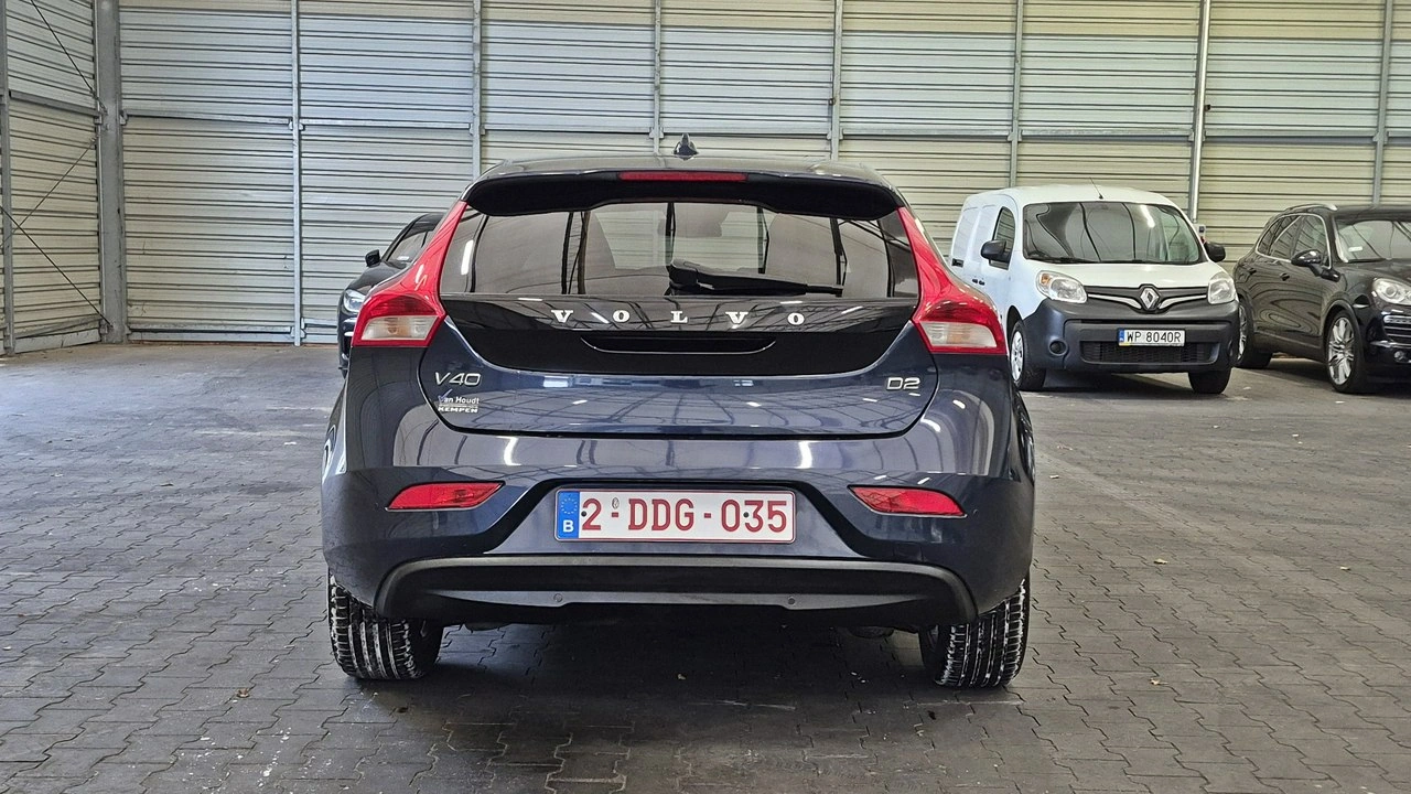 Volvo V40 - Zdjęcie 17