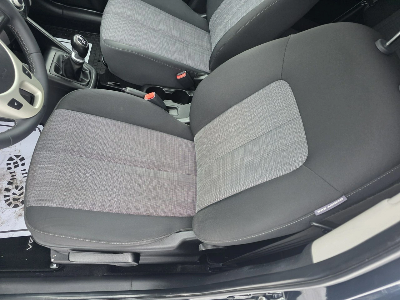 Kia Venga - Zdjęcie 16