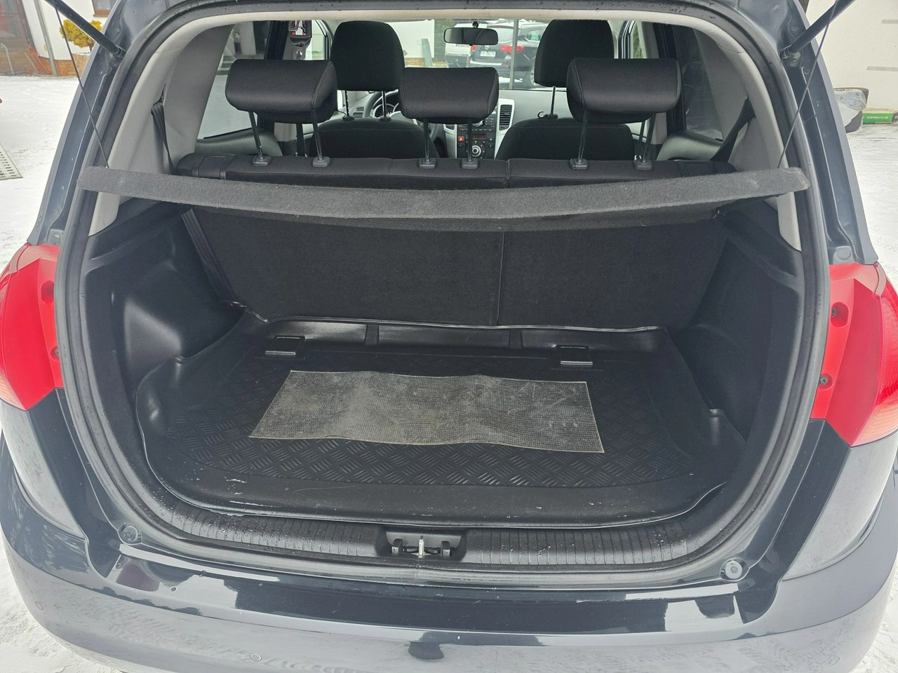 Kia Venga - Zdjęcie 19