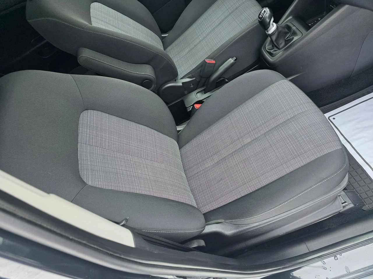 Kia Venga - Zdjęcie 21