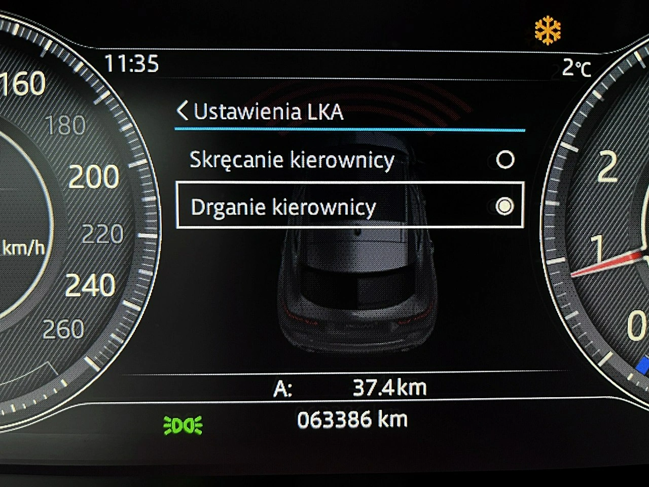 Jaguar E-Pace - Zdjęcie 28