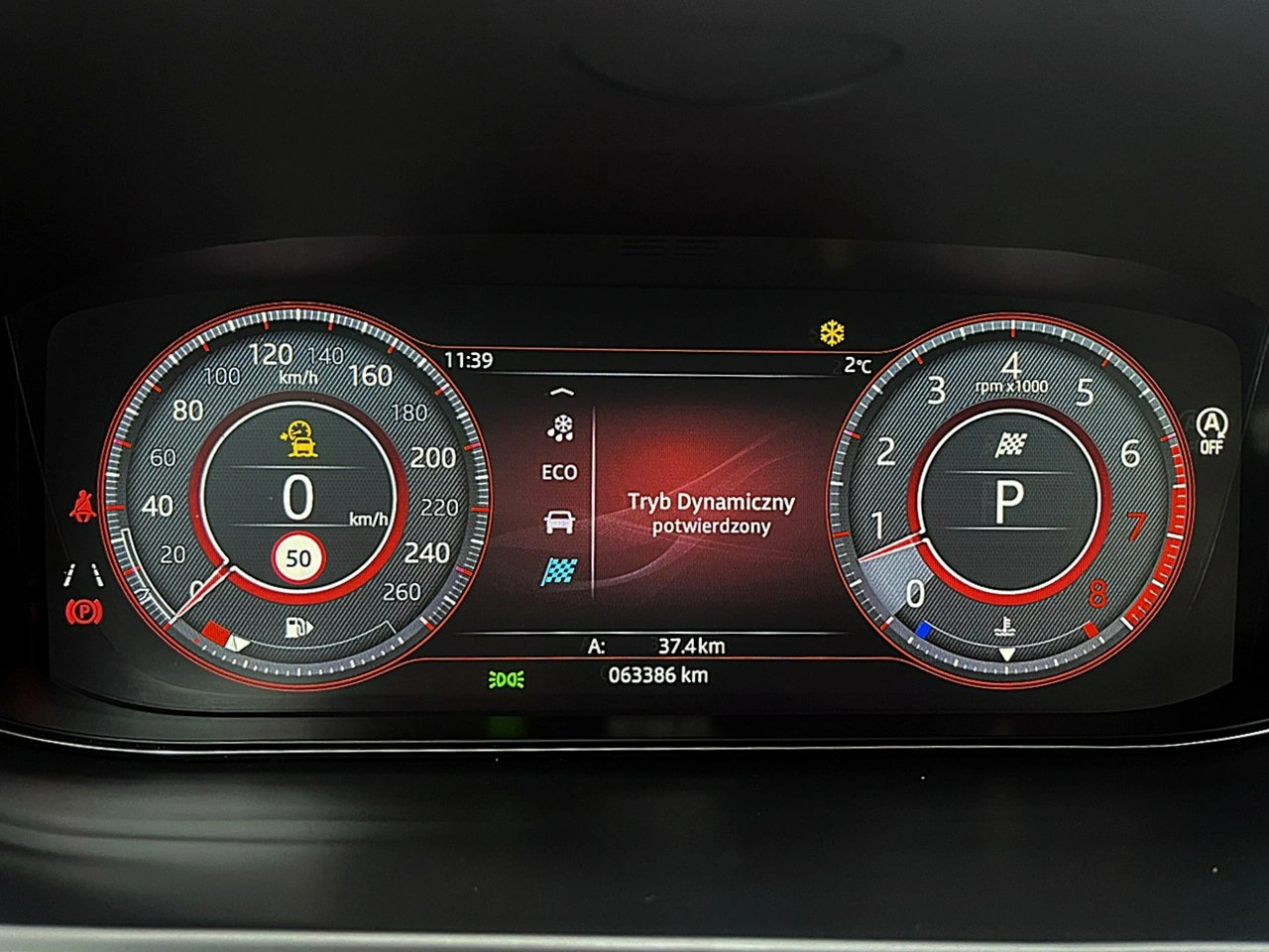 Jaguar E-Pace - Zdjęcie 41