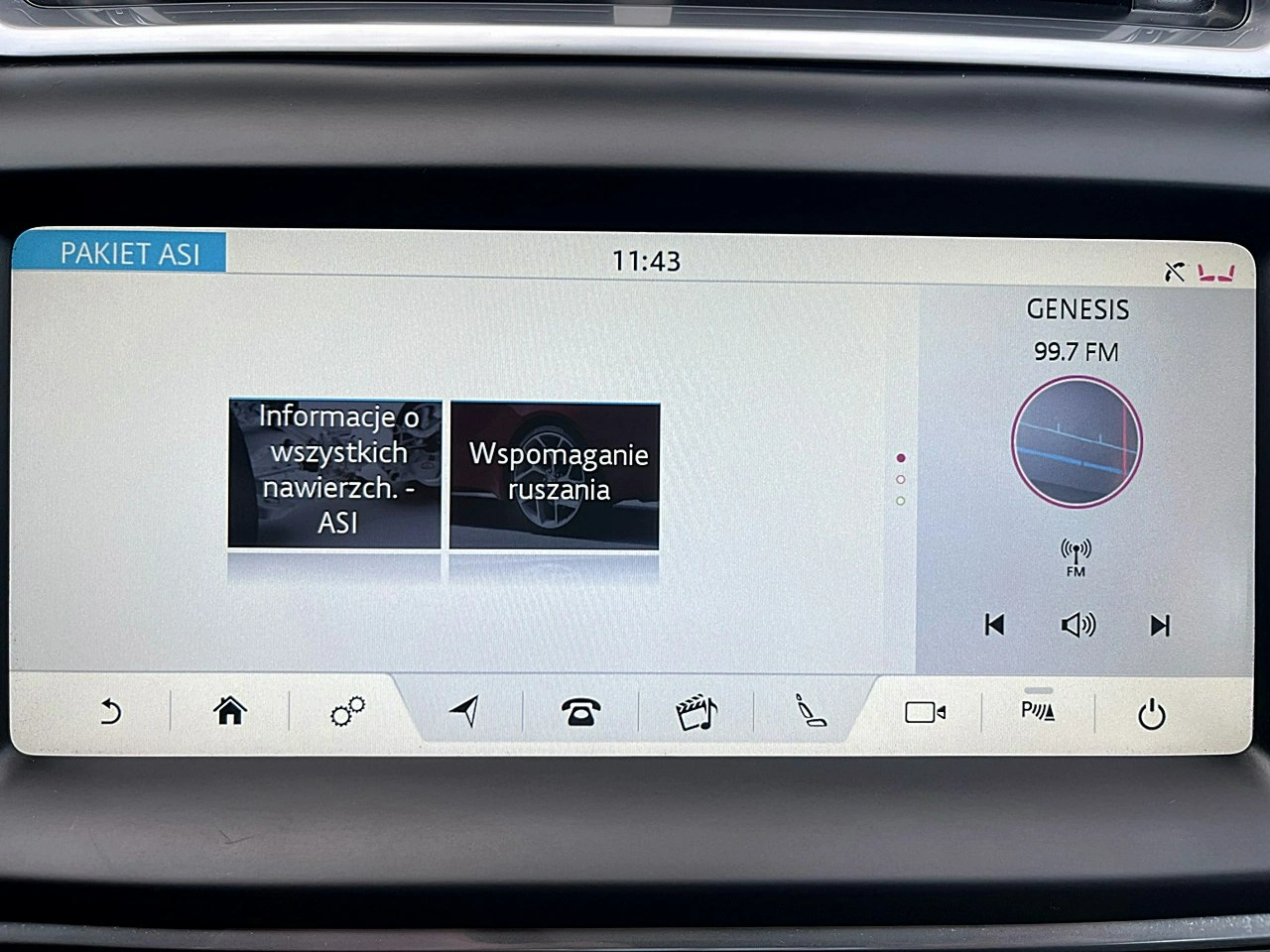 Jaguar E-Pace - Zdjęcie 50