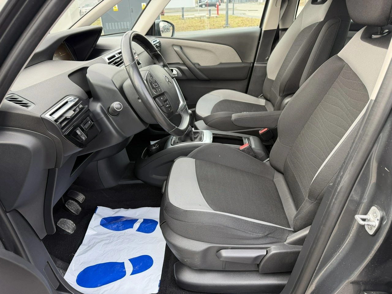 Citroën C4 Picasso - Zdjęcie 15