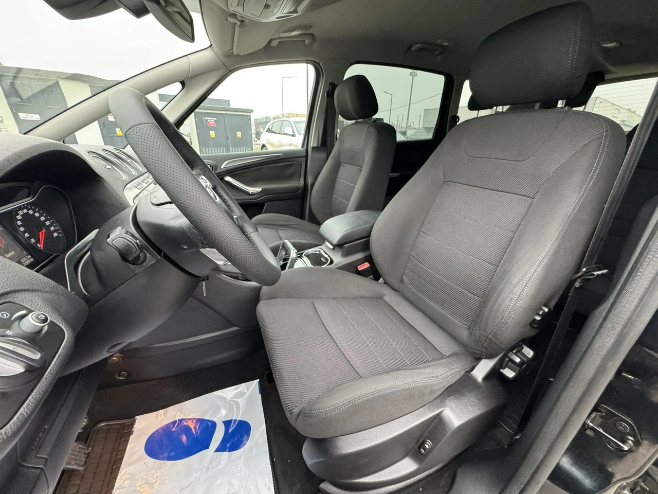 Ford S-Max - Zdjęcie 17