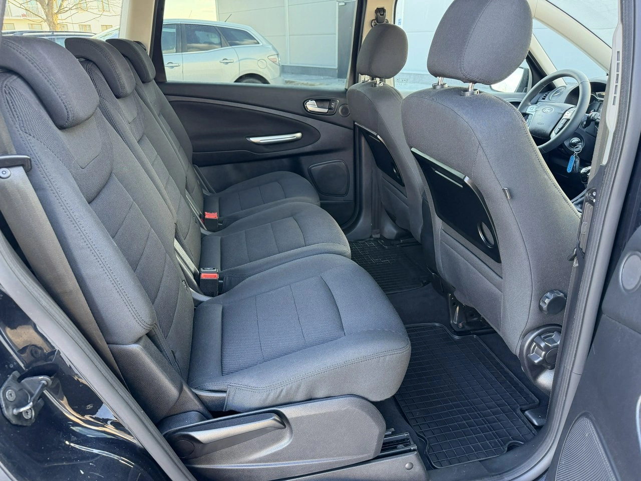 Ford S-Max - Zdjęcie 27