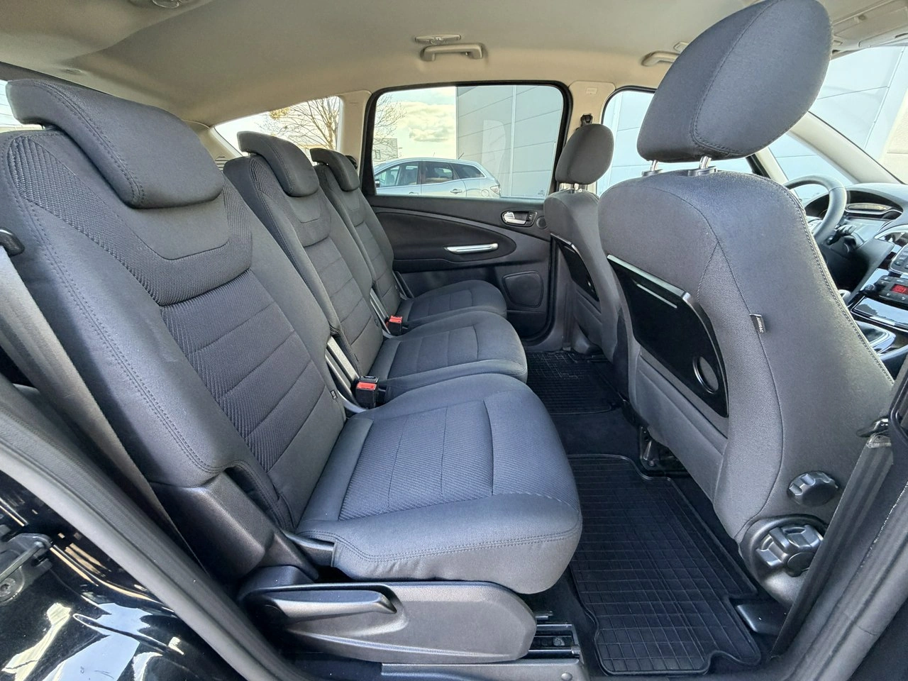 Ford S-Max - Zdjęcie 28