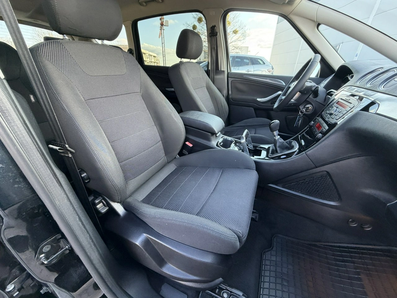 Ford S-Max - Zdjęcie 32