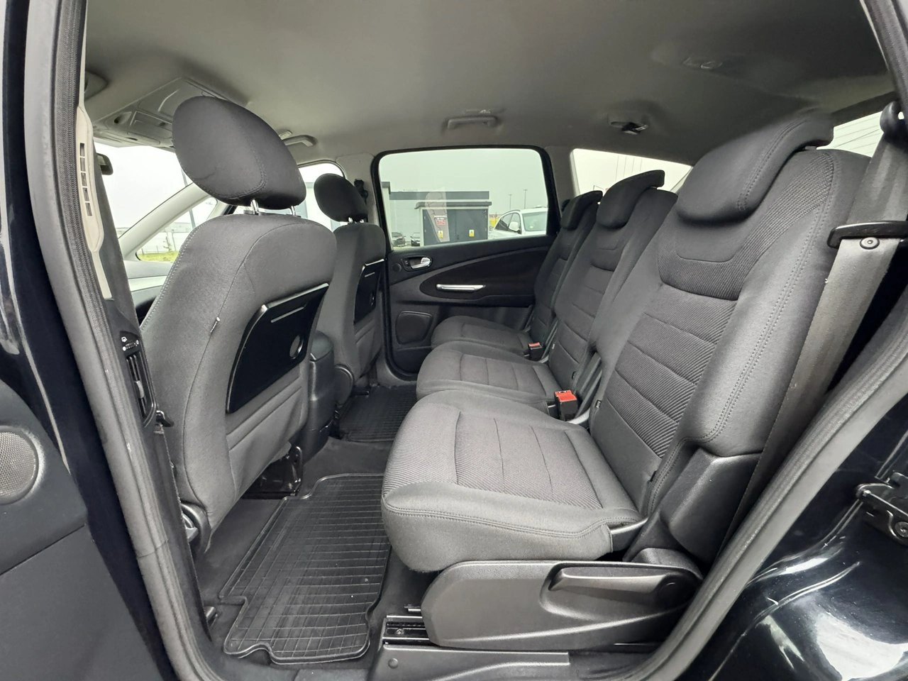 Ford S-Max - Zdjęcie 29