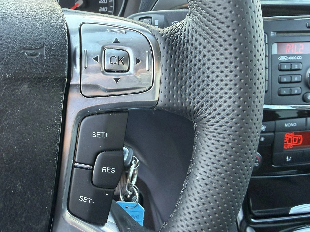 Ford S-Max - Zdjęcie 22