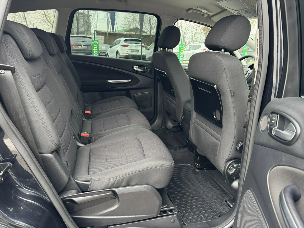 Ford S-Max - Zdjęcie 31