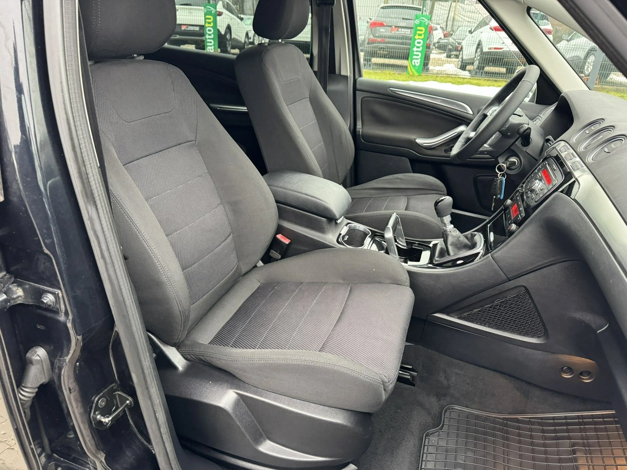 Ford S-Max - Zdjęcie 32