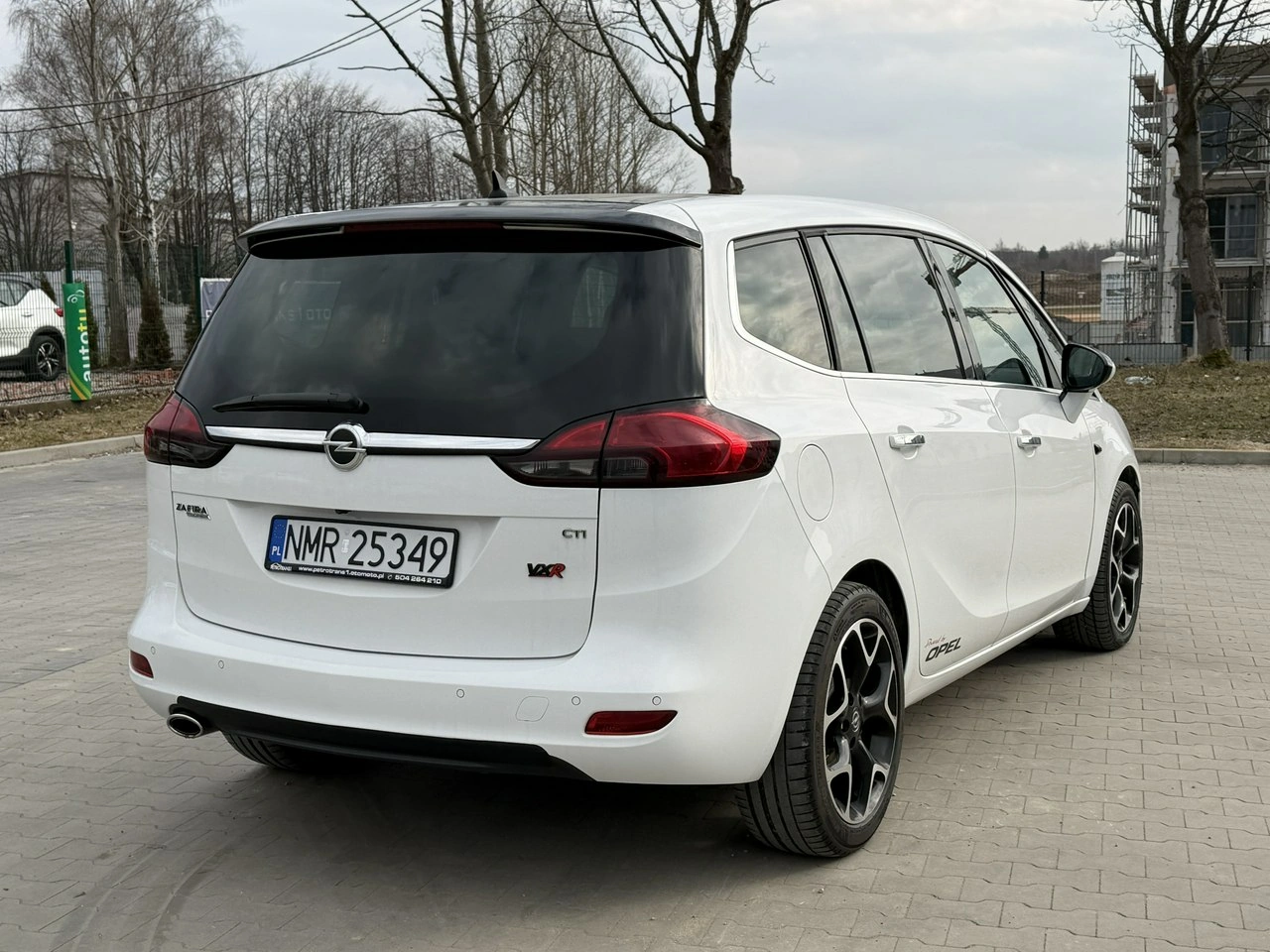 Opel Zafira - Zdjęcie 10
